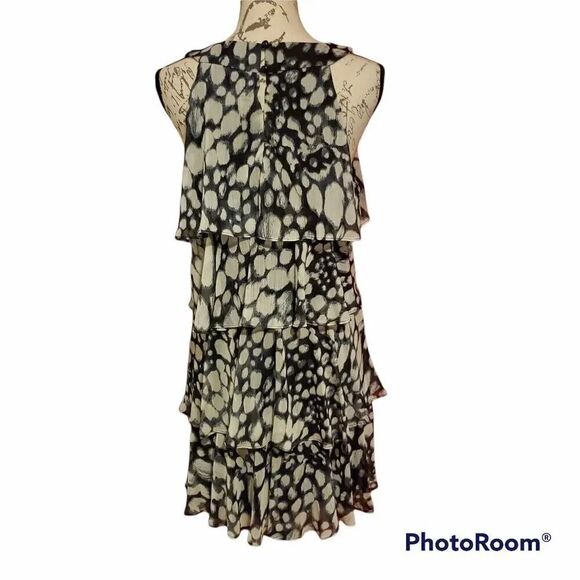 Studio I Tiered Print Dress - Picture 4 of 8